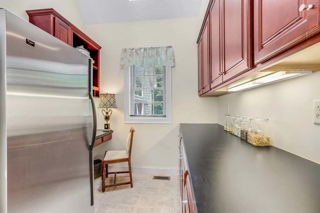 50 Overton Road Windham NH 03087