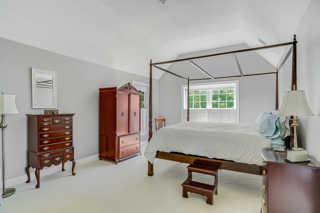 50 Overton Road Windham NH 03087