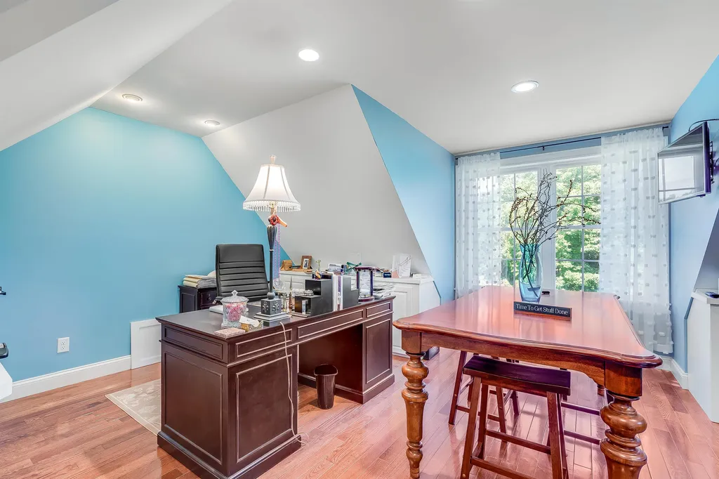 50 Overton Road Windham NH 03087
