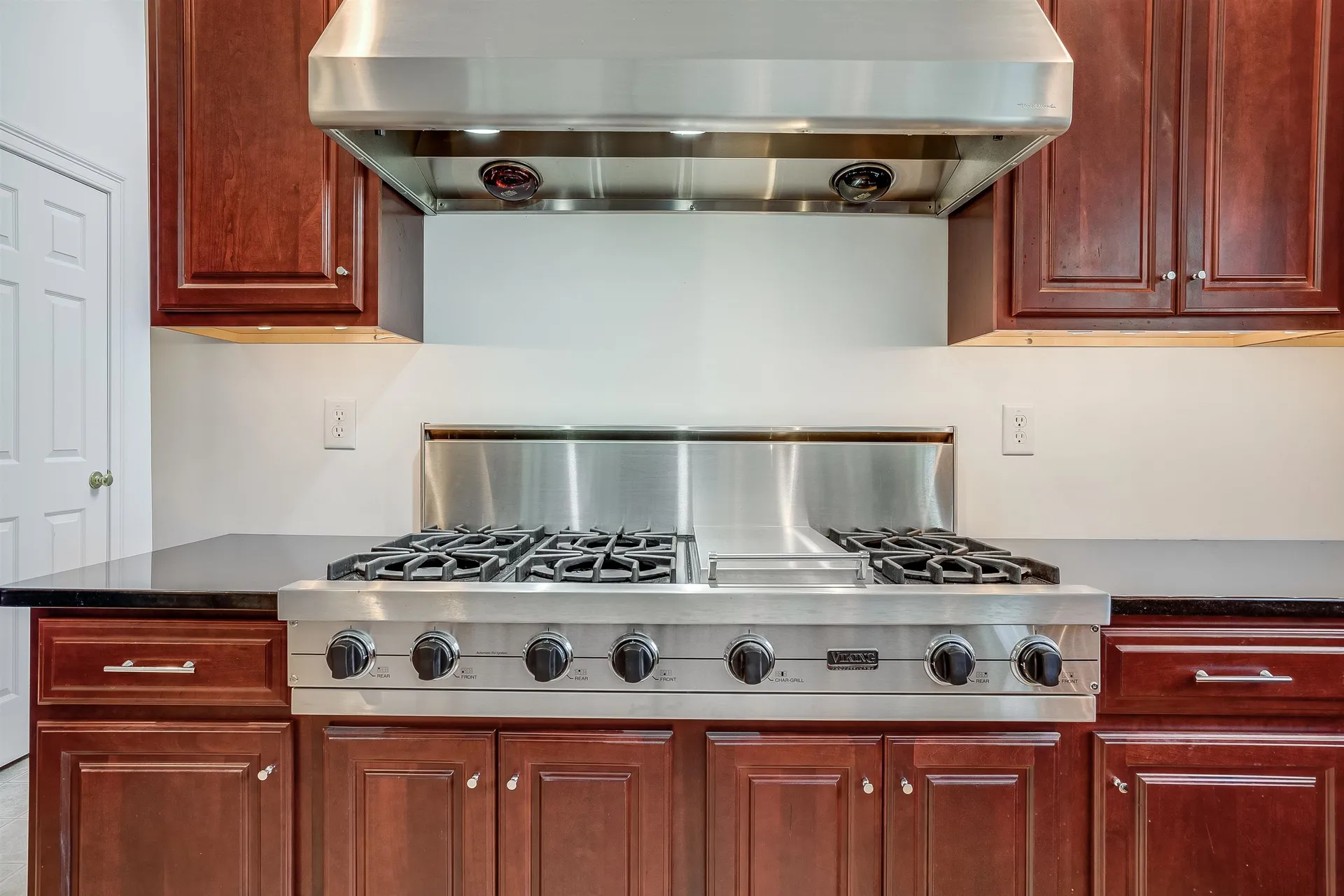 50 Overton Road Windham NH 03087
