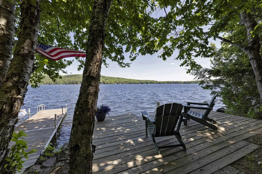 534 Bunker Road New London NH 03257