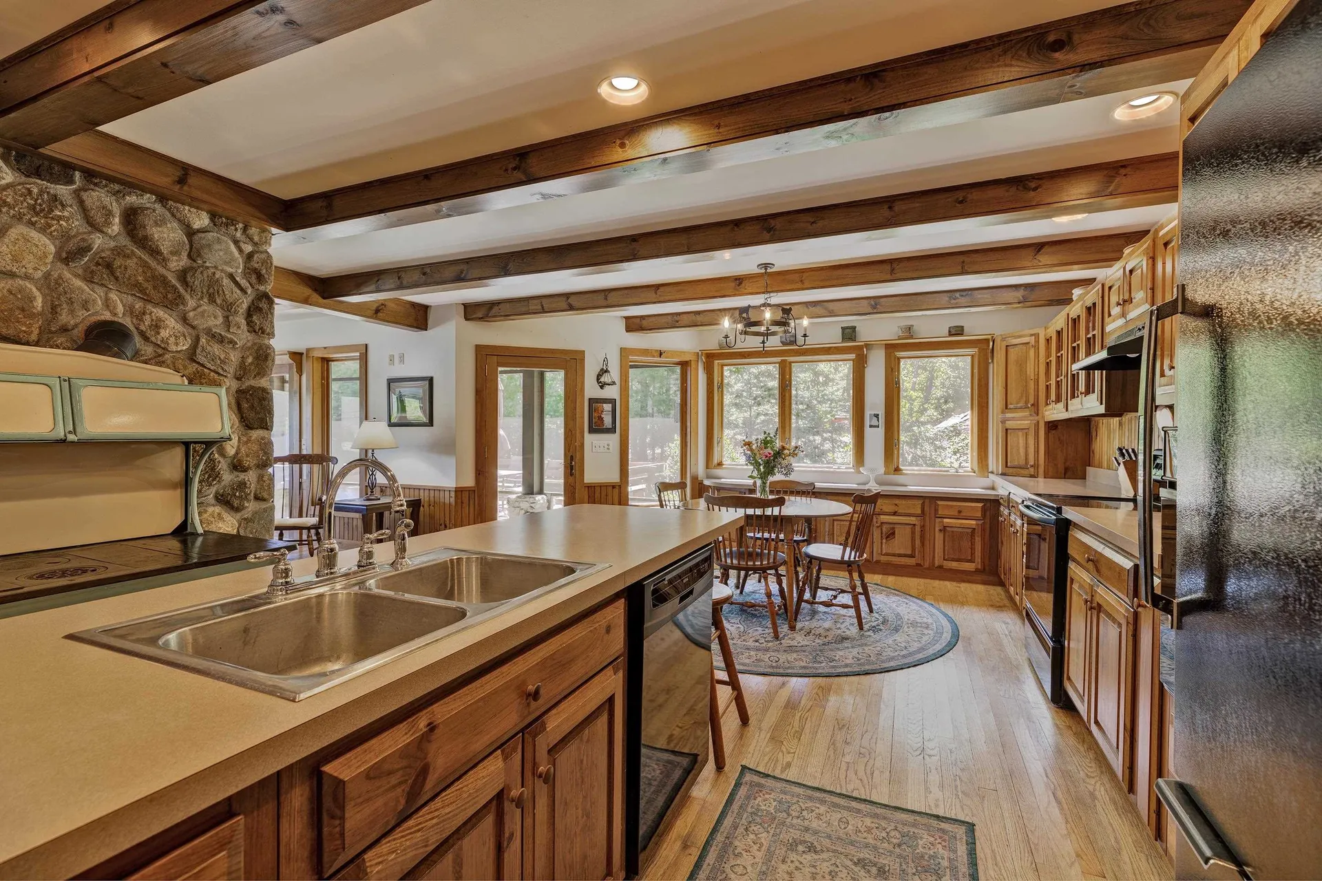 534 Bunker Road New London NH 03257