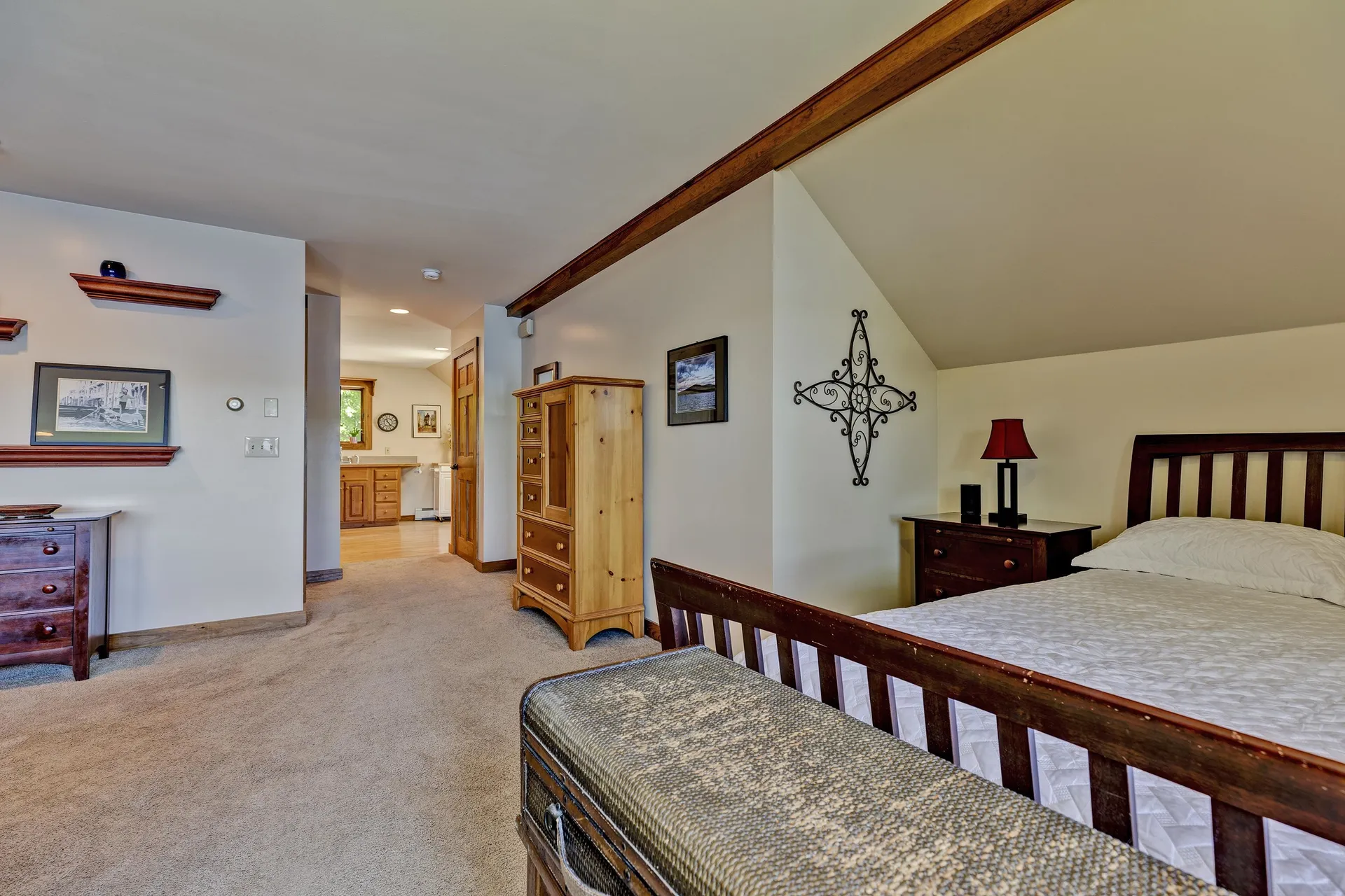 534 Bunker Road New London NH 03257