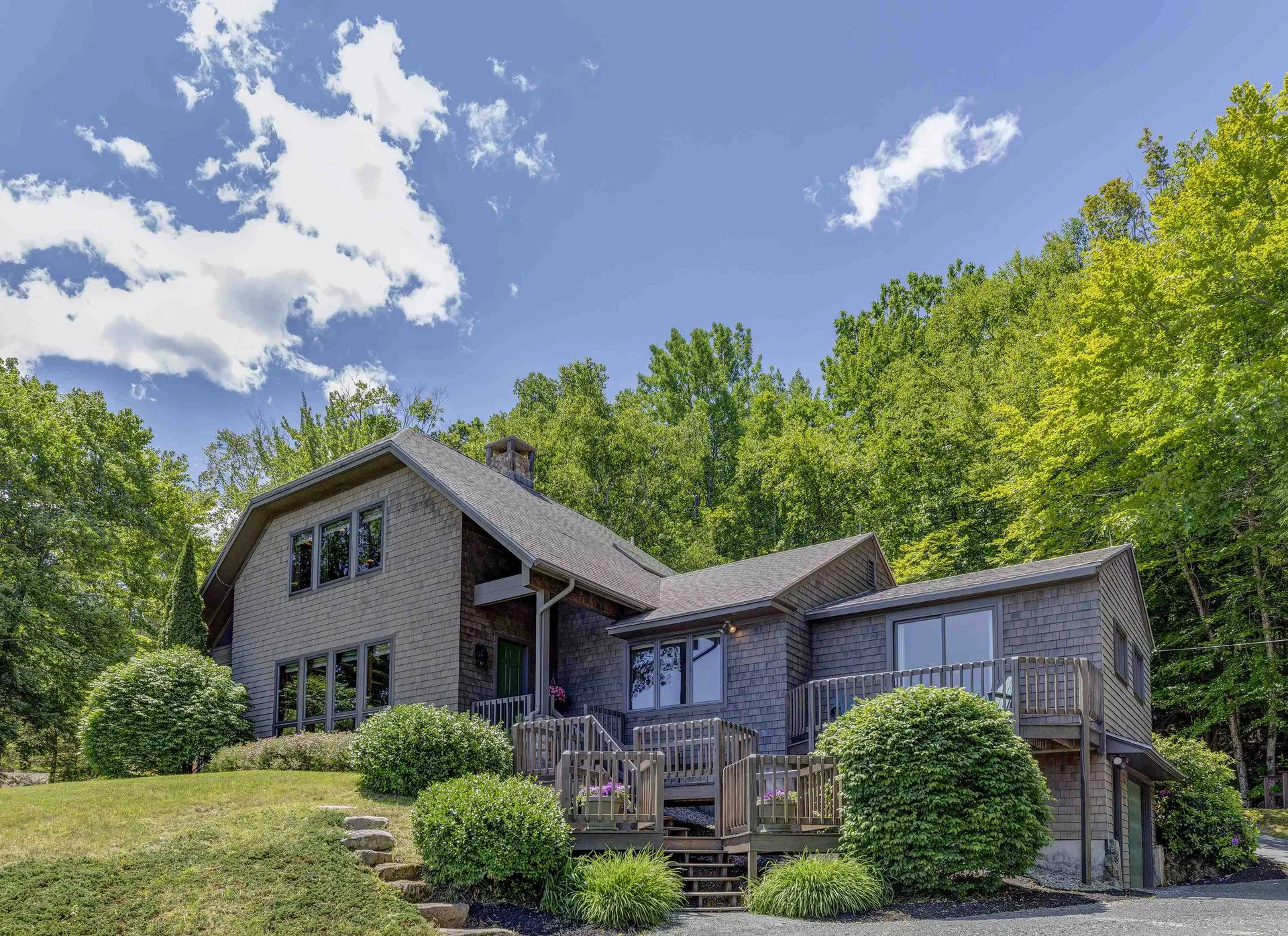 534 Bunker Road New London NH 03257