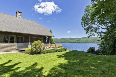 534 Bunker Road New London NH 03257