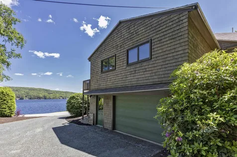 534 Bunker Road New London NH 03257
