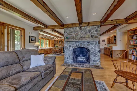534 Bunker Road New London NH 03257