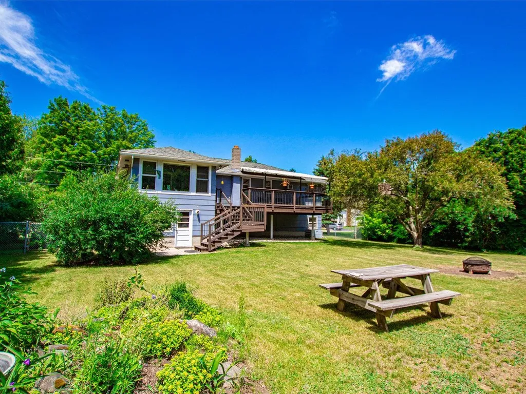 182 Lindale Drive Colchester VT 05446