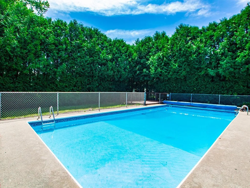 182 Lindale Drive Colchester VT 05446