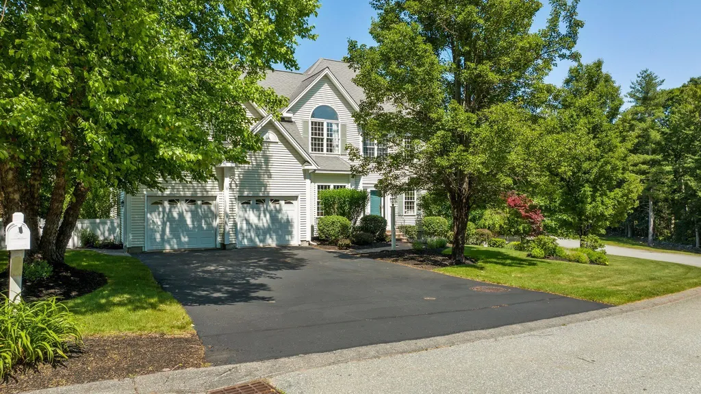 12 Artemis Road Salem NH 03079