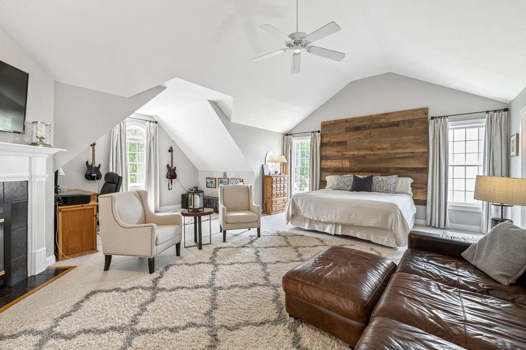 12 Artemis Road Salem NH 03079