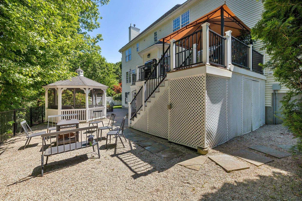 12 Artemis Road Salem NH 03079