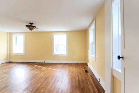 1711 Route 5 South Barnet VT 05821