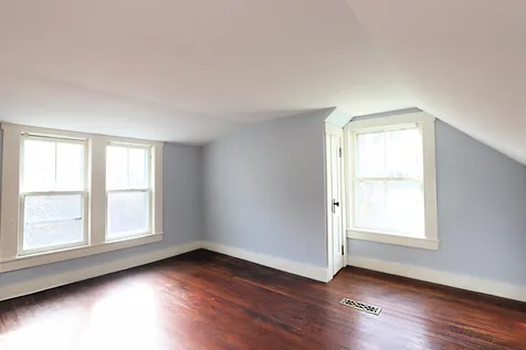 1711 Route 5 South Barnet VT 05821
