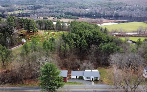 1711 Route 5 South Barnet VT 05821