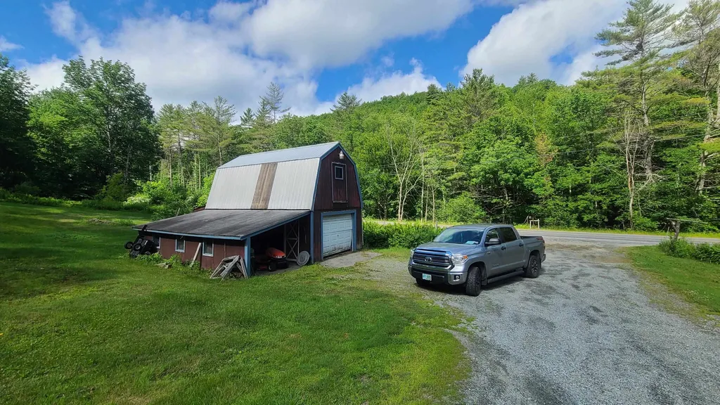 853 Nh Route 120 Cornish NH 03745
