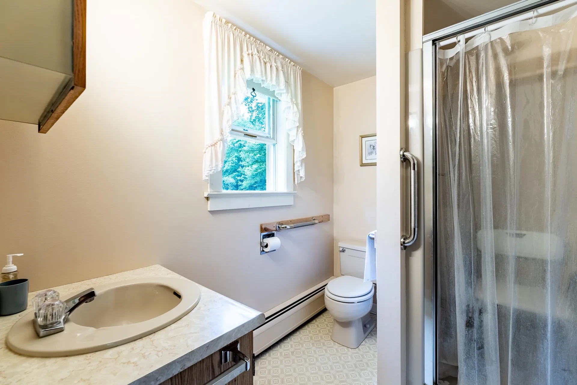1049 Vt Route 244 Fairlee VT 05045
