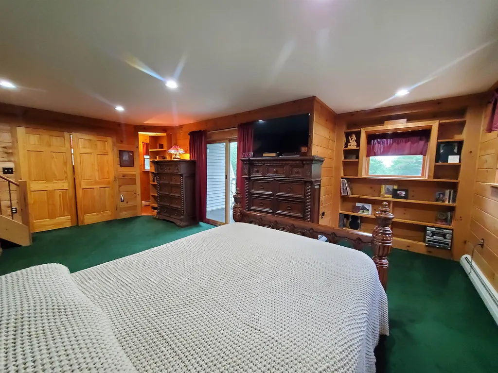705 South Road Canaan NH 03741