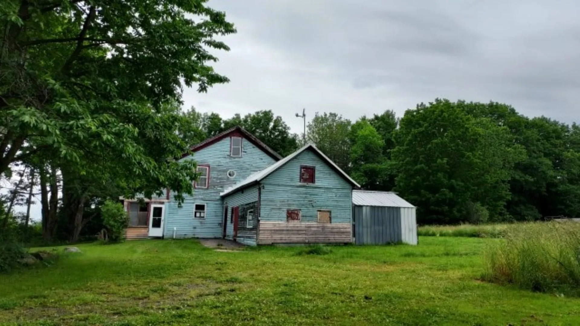 272 Old Newport Road Claremont NH 03743