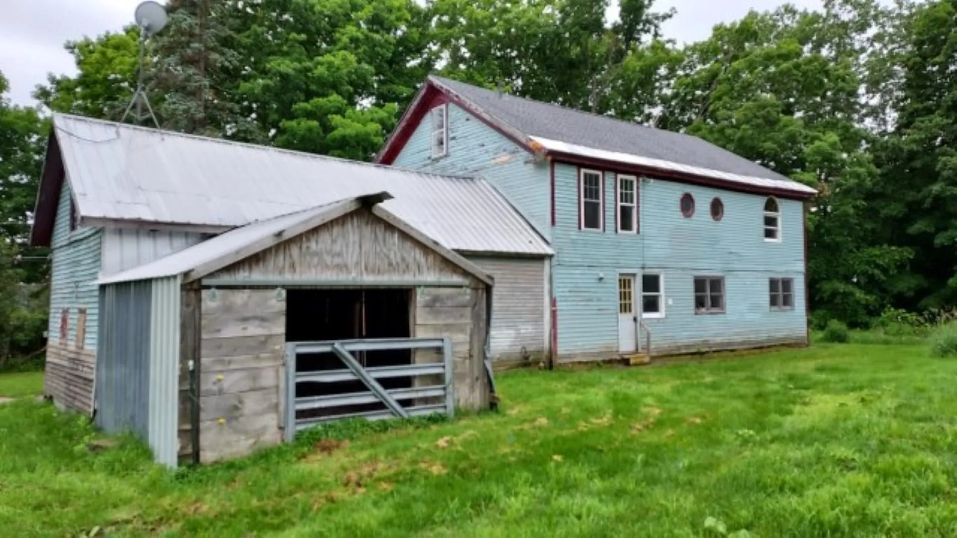 272 Old Newport Road Claremont NH 03743