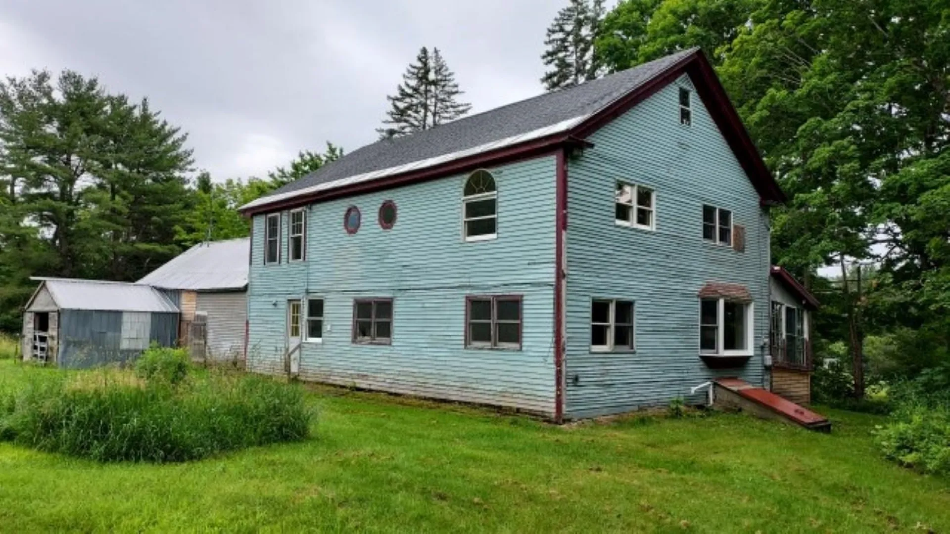 272 Old Newport Road Claremont NH 03743