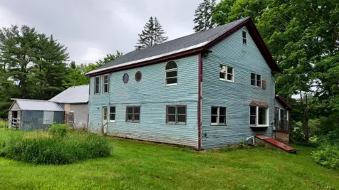 272 Old Newport Road Claremont NH 03743