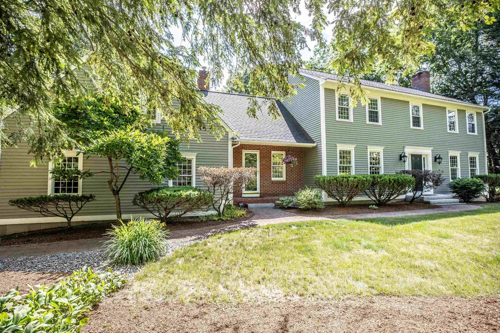 1 Fieldstone Drive Bedford NH 03110