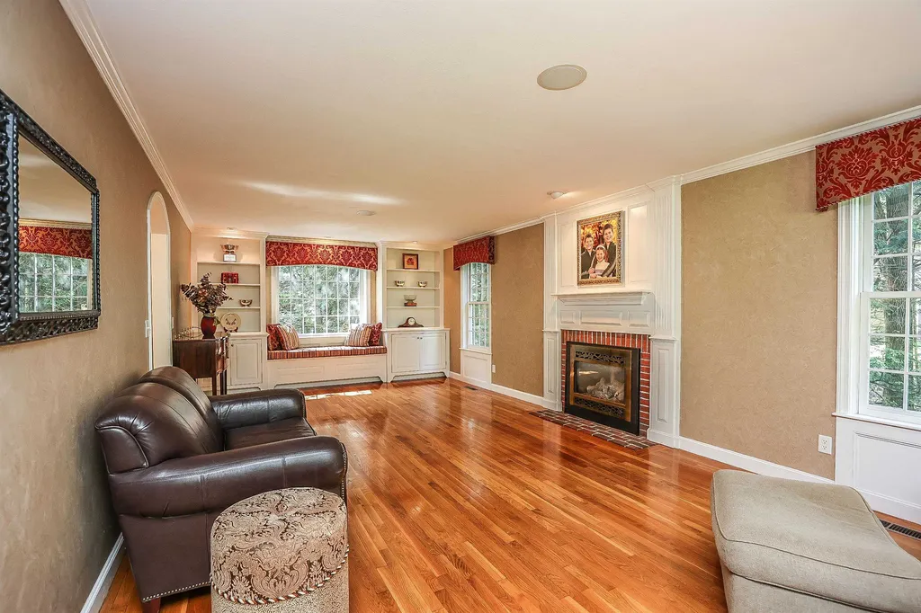 1 Fieldstone Drive Bedford NH 03110