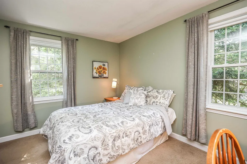 1 Fieldstone Drive Bedford NH 03110