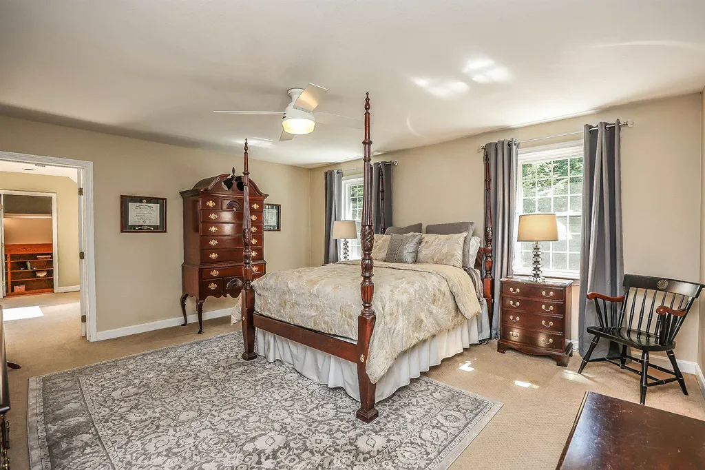 1 Fieldstone Drive Bedford NH 03110