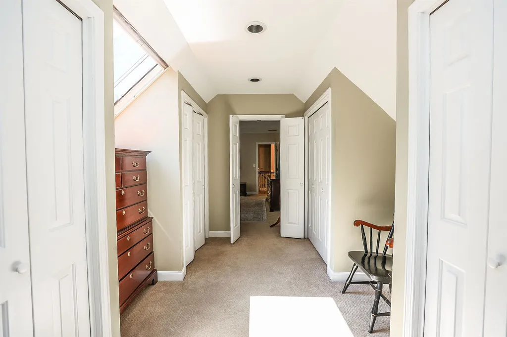 1 Fieldstone Drive Bedford NH 03110