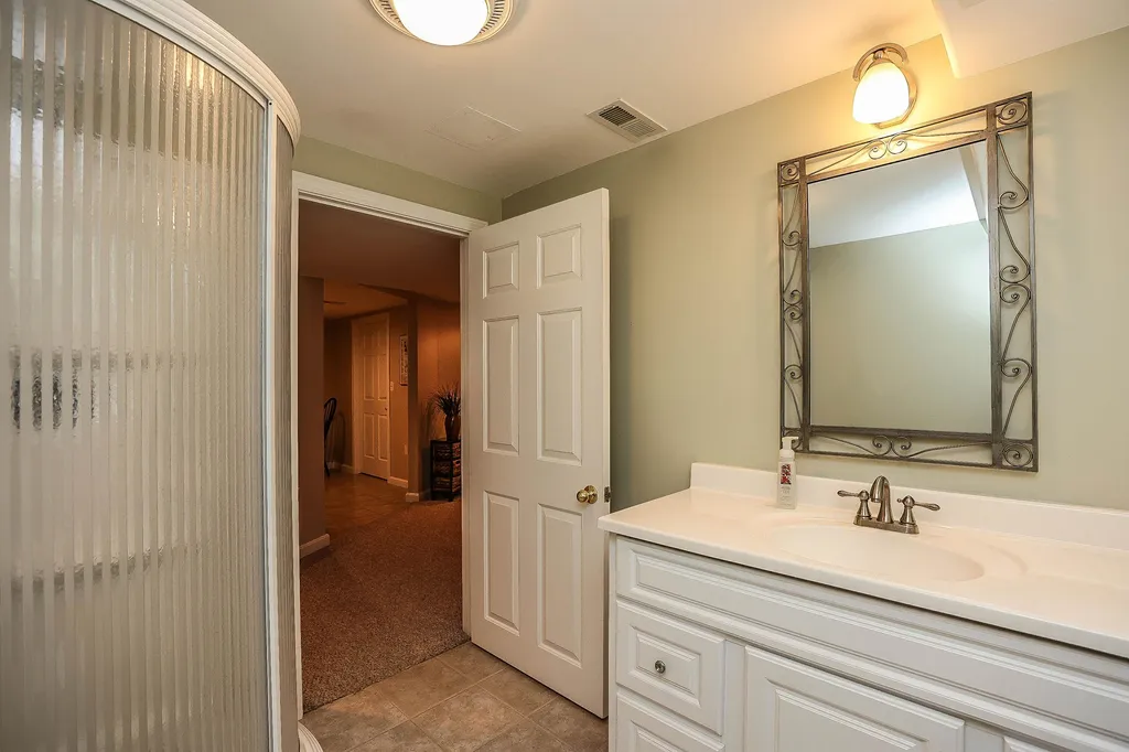 1 Fieldstone Drive Bedford NH 03110