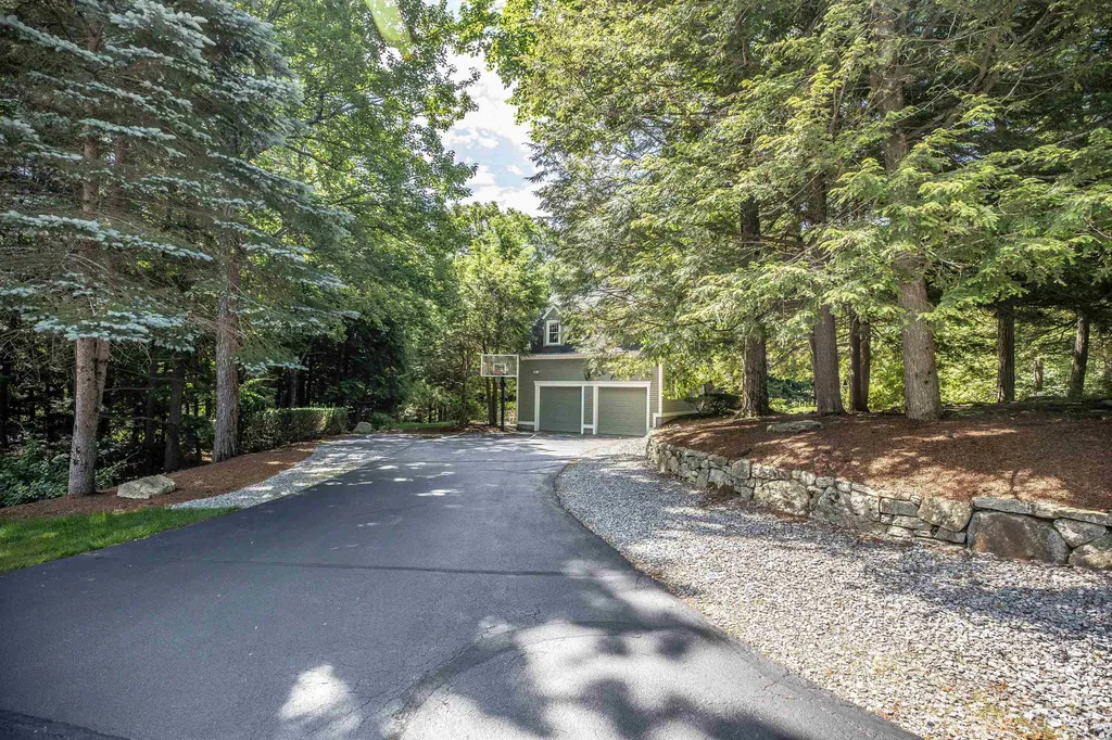 1 Fieldstone Drive Bedford NH 03110