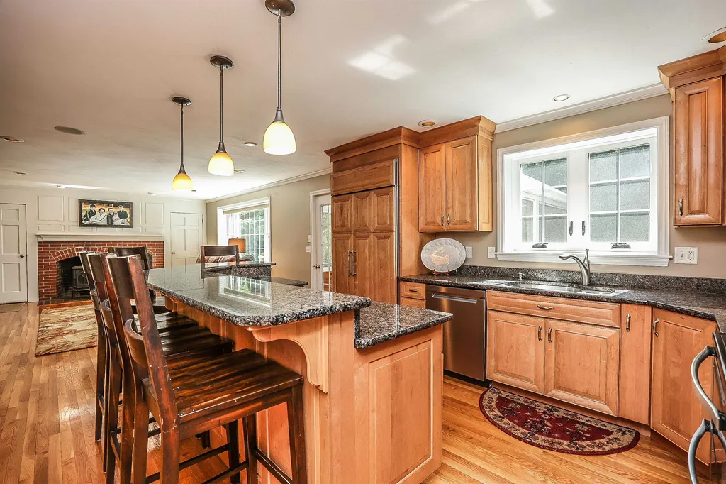 1 Fieldstone Drive Bedford NH 03110