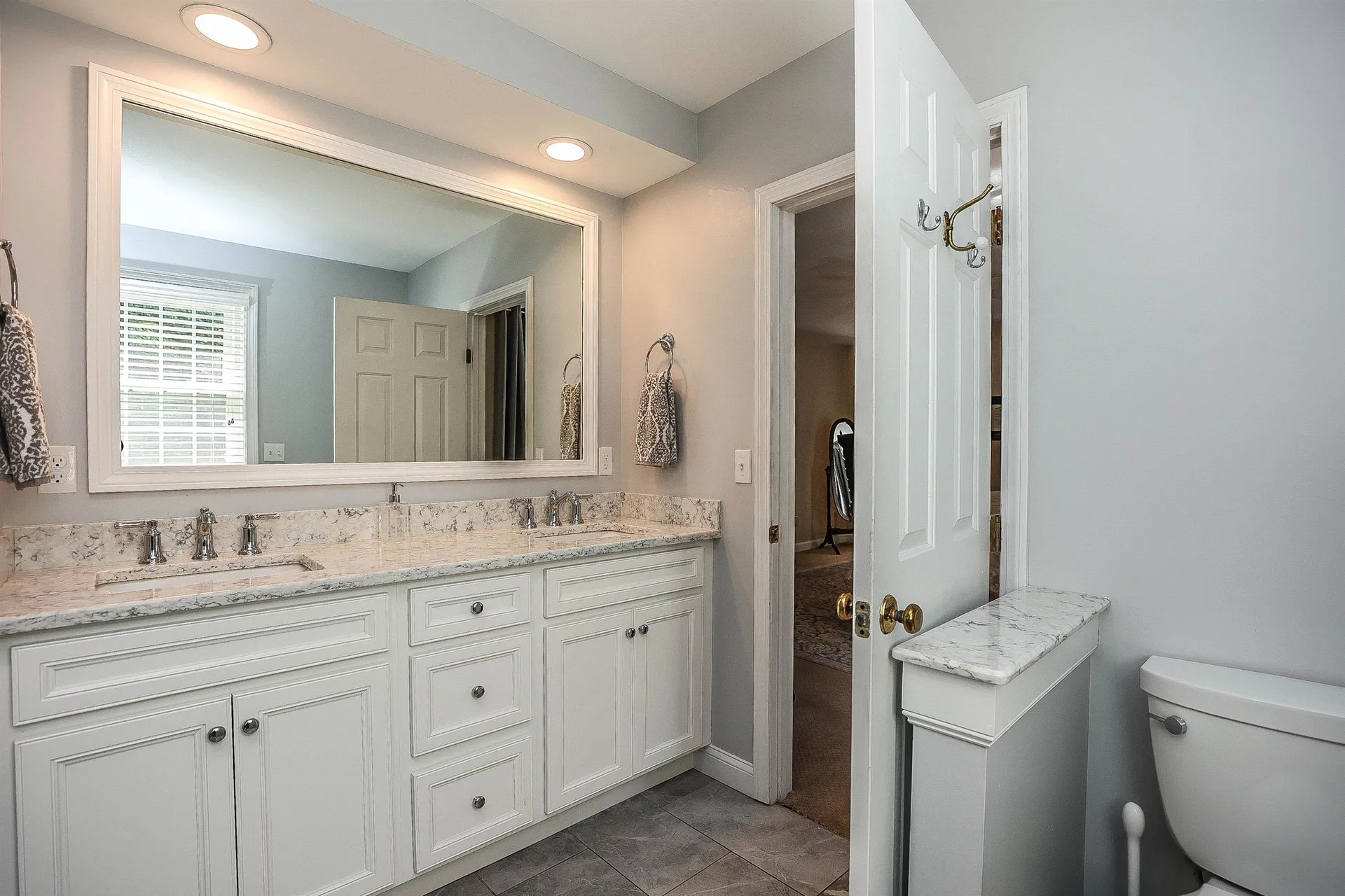 1 Fieldstone Drive Bedford NH 03110
