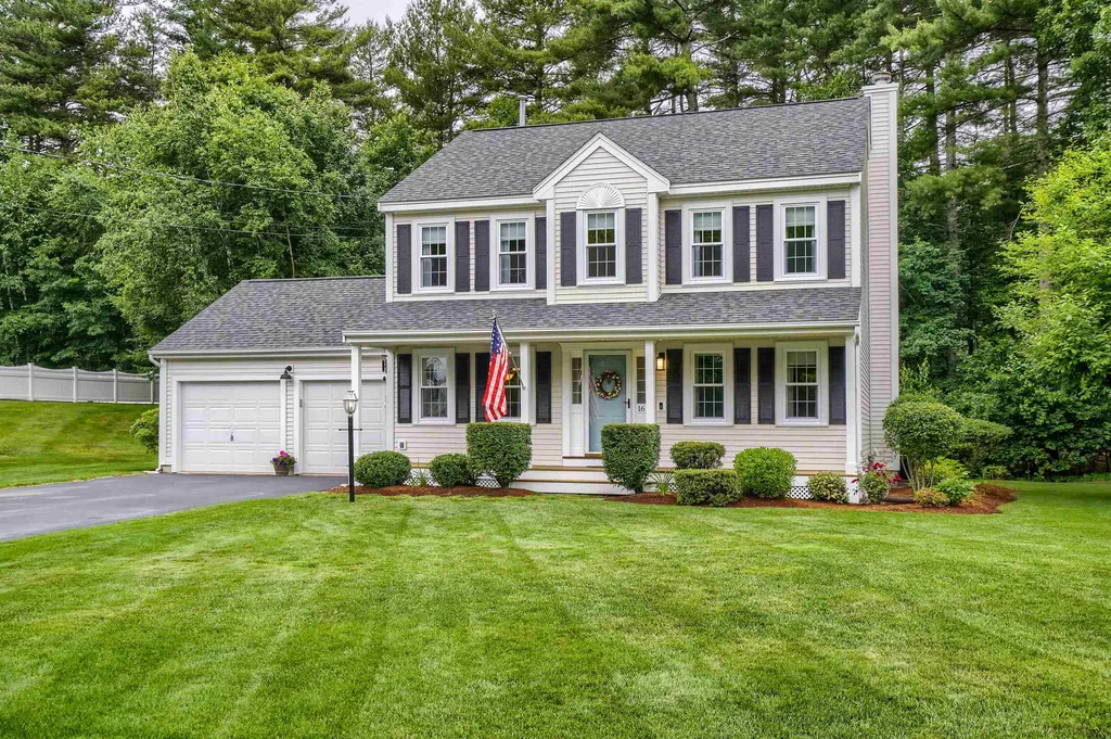16 Sandstone Drive Nashua NH 03063