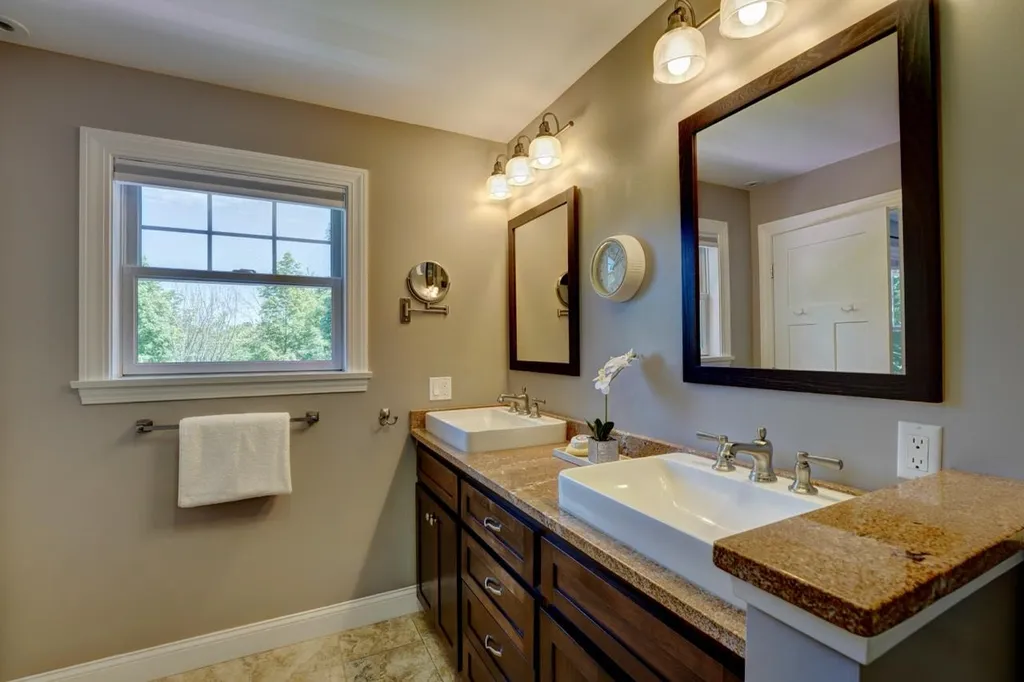 110 Clinton Street Portsmouth NH 03801