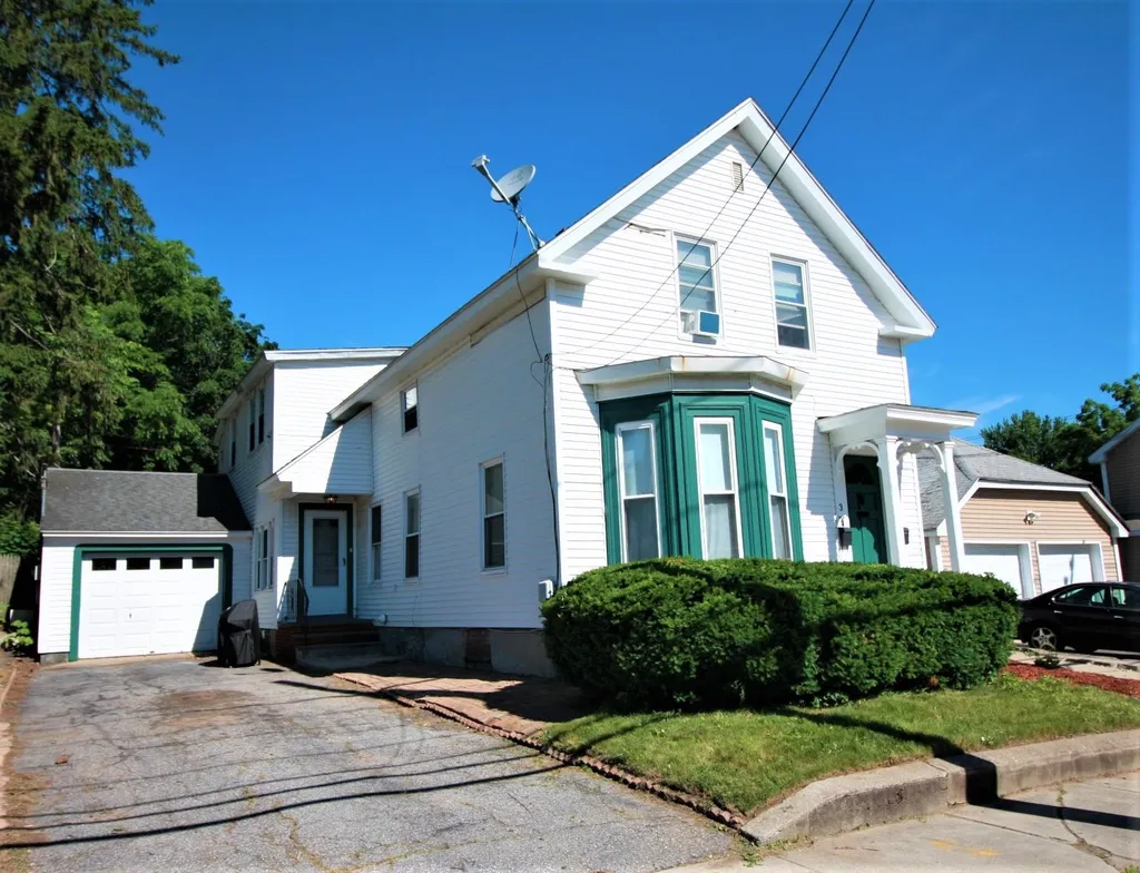 3 Fairmount Street Nashua NH 03064