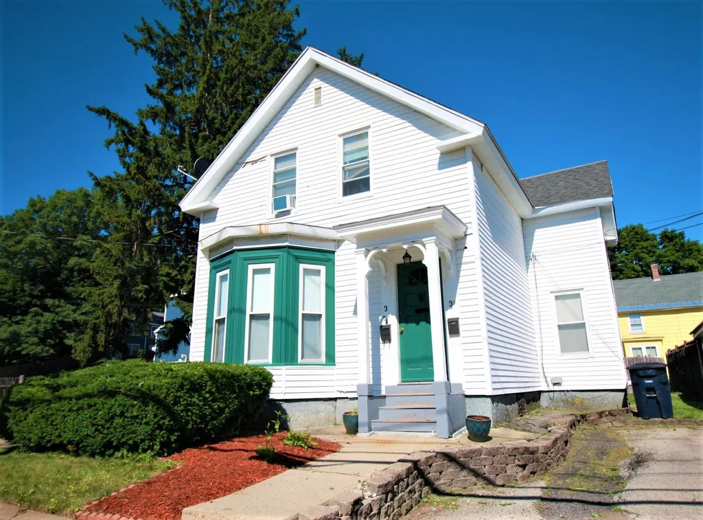 3 Fairmount Street Nashua NH 03064