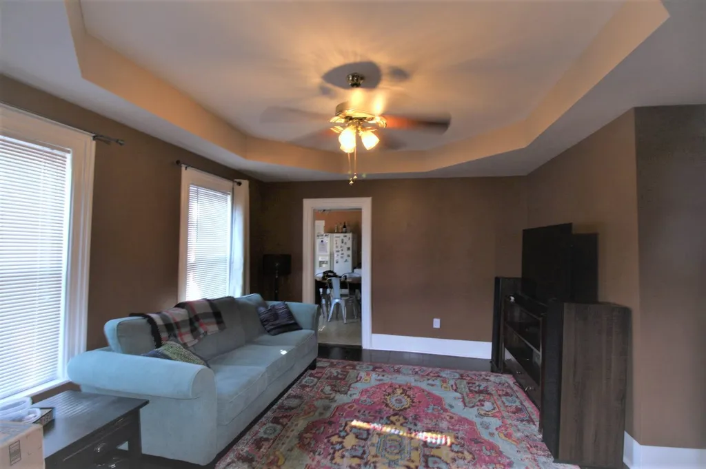 3 Fairmount Street Nashua NH 03064