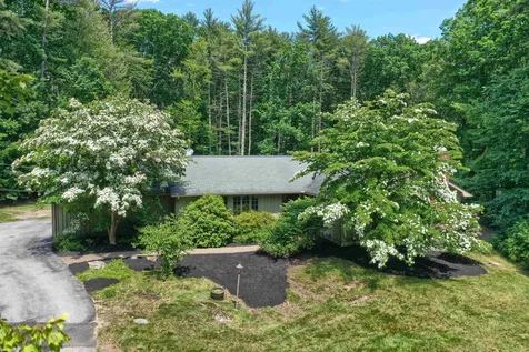60 Seton Drive Bedford NH 03110