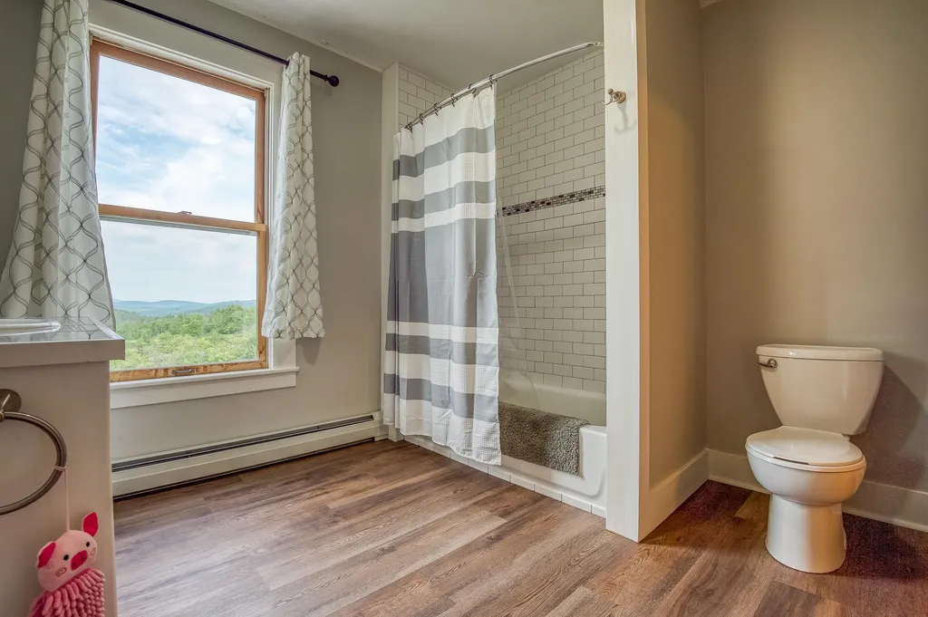 120 Center Hill Road Landaff NH 03585