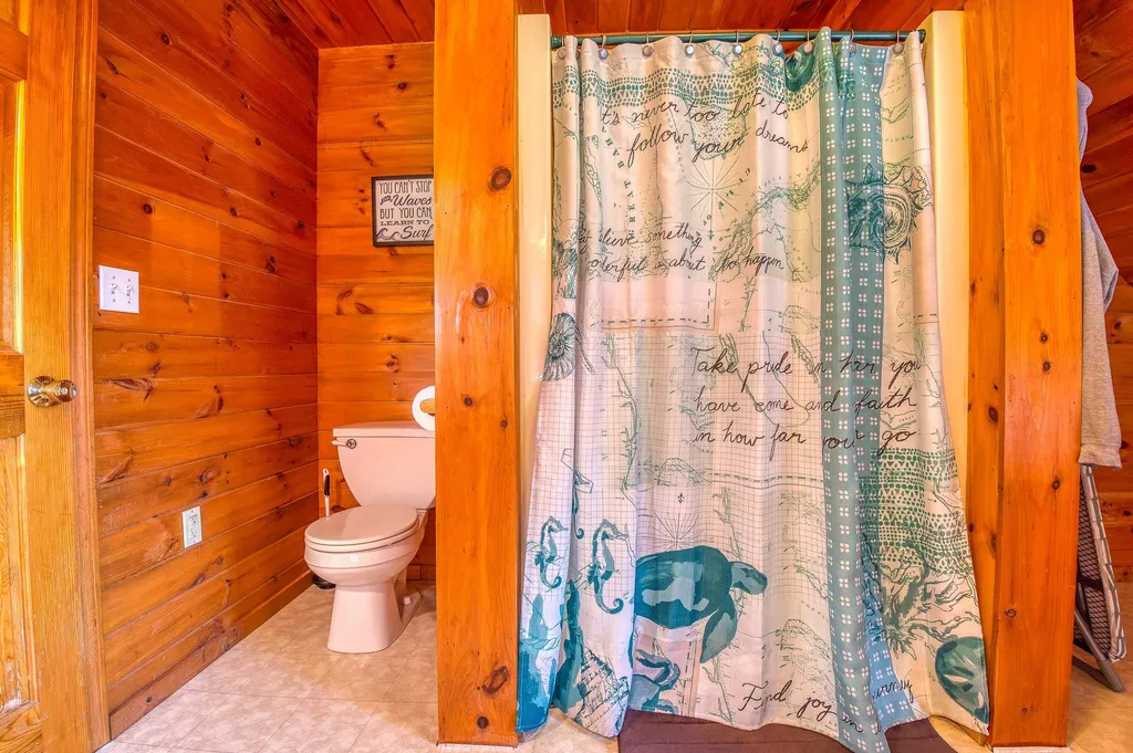 120 Center Hill Road Landaff NH 03585