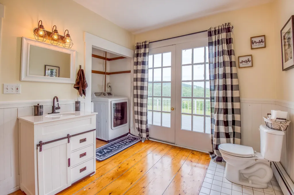 120 Center Hill Road Landaff NH 03585