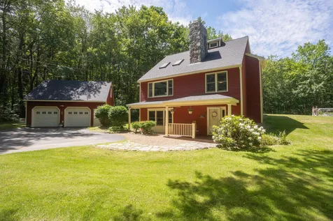 3 Beatrice Lane Newmarket NH 03857
