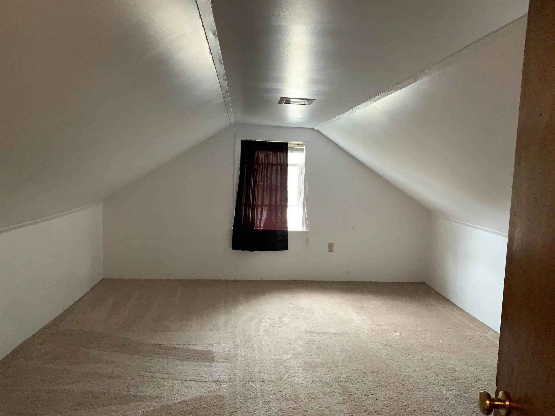 18 Haig Street Rochester NH 03867