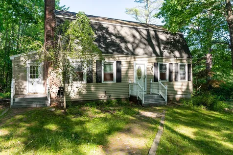 25 Stark Road Derry NH 03038
