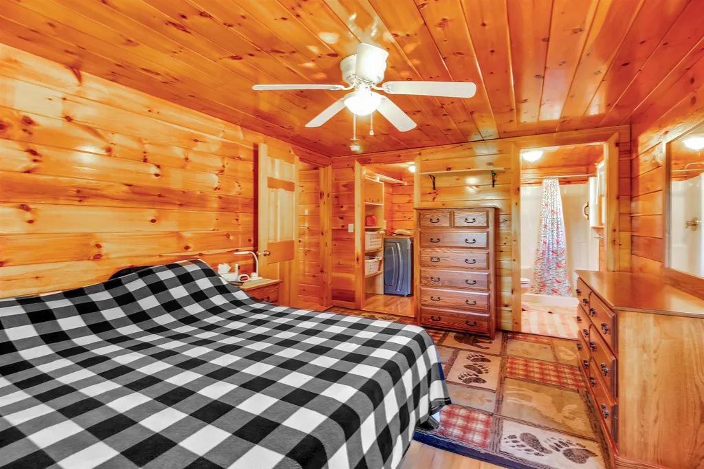 87 Red Oak Hill Road Wentworth NH 03282