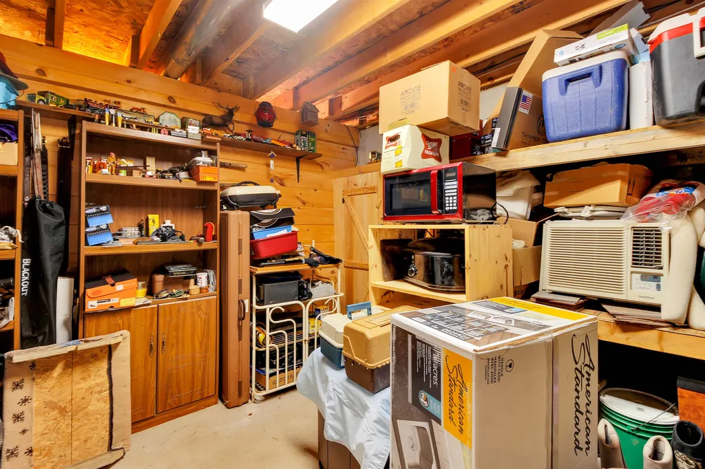 87 Red Oak Hill Road Wentworth NH 03282