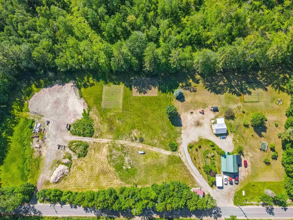 87 Red Oak Hill Road Wentworth NH 03282